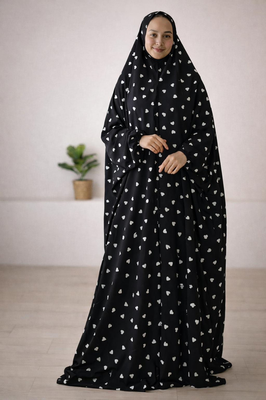 Black Hearts Flowy Khimar