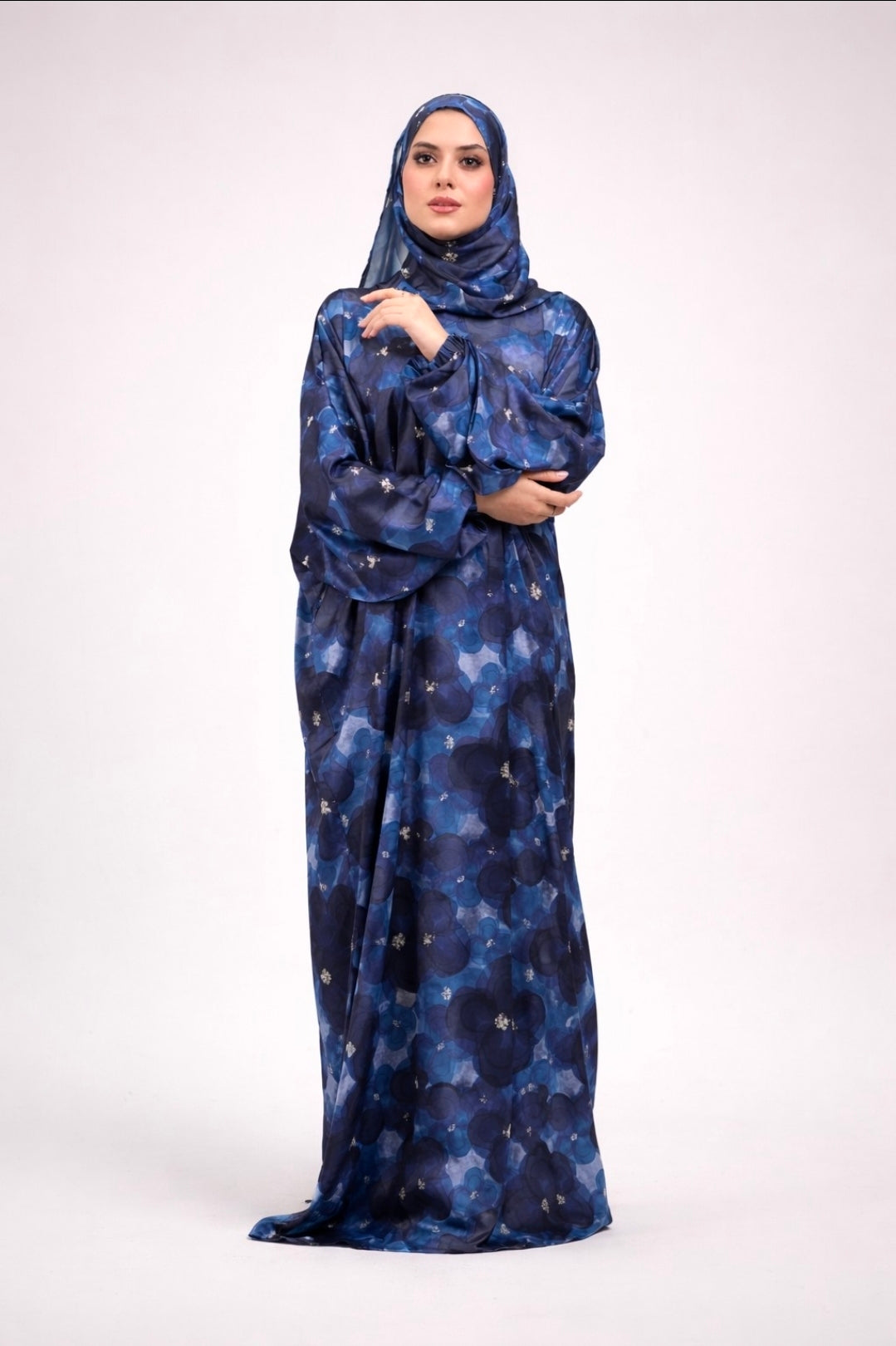 Ocean Blue Satin Isdal