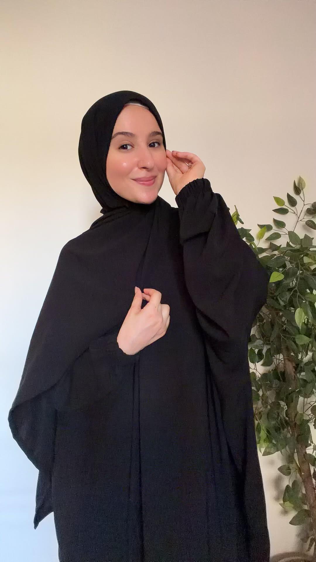 Black Royal Isdal Abaya