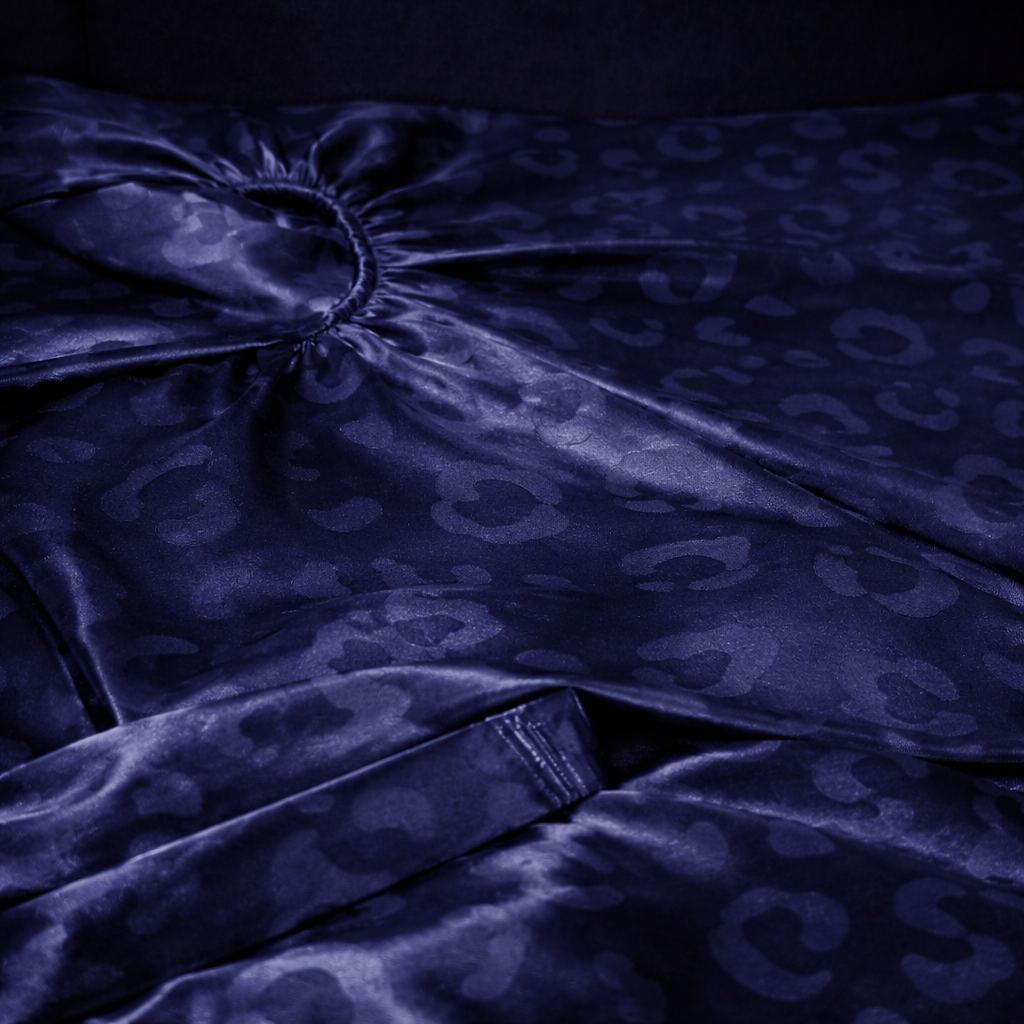 Blue Satin Isdal
