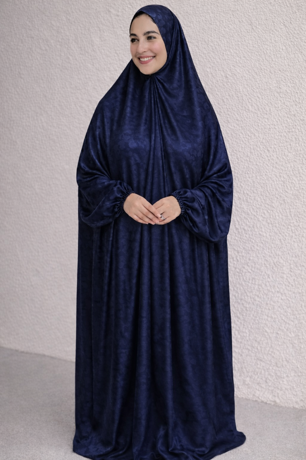 Blue Satin Isdal